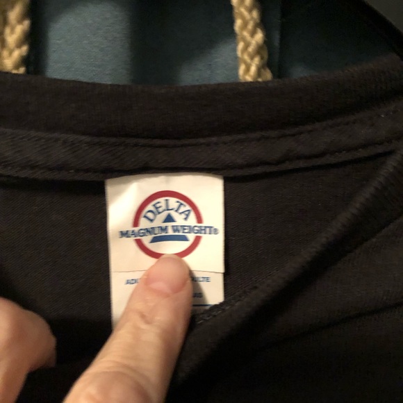 Brogan’s deep sea fishing T-shirt.              (inventory tub #1). - Picture 3 of 5